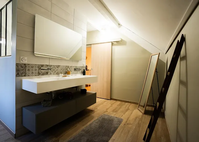 La Maison De Judith D Hotes 게스트하우스 4*